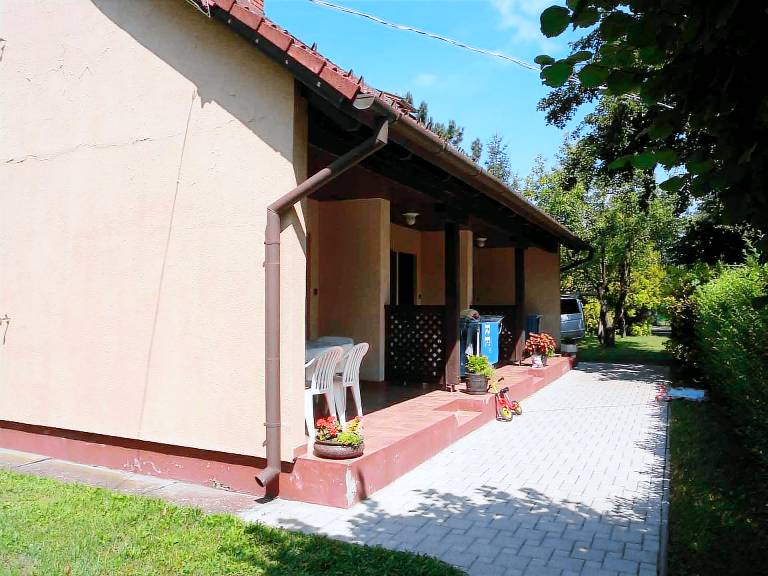 Dom Balatonfenyves