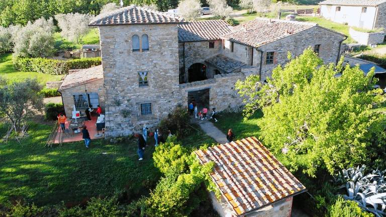 Fattoria Casa Sola Agriturismo. Coltivazione di olio e vino, vini di nicchia- Degustazione e visite guidate su richiesta: Biancospino — photo 4