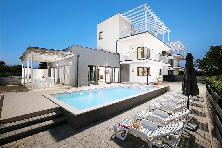 Ferienhaus in Pomer, Medulin für max. 12 Personen Ferienhaus in Pomer, Medulin für max. 12 Personen