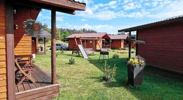 Lodge with patio & BBQ — photo 3