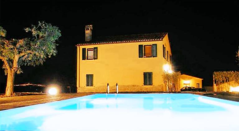 Farm with pool & garden — photo 3
