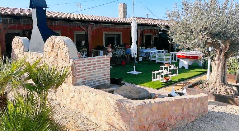Vacation home with terrace, private pool & barbeque in Cartagena