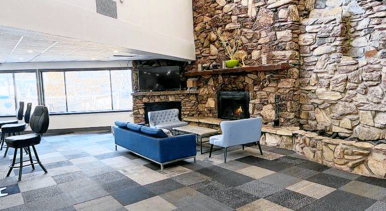Ramada by Wyndham Stevens Point — photo 4