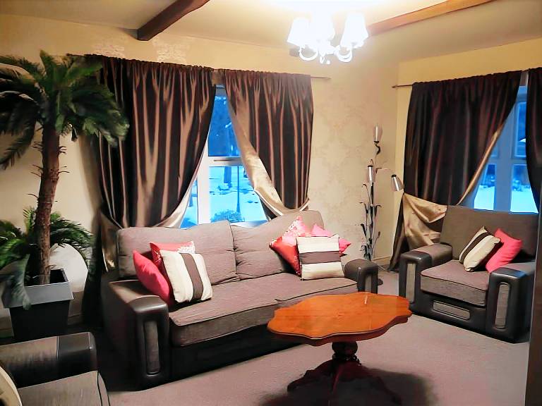 Dimple Well Lodge Hotel — photo 4