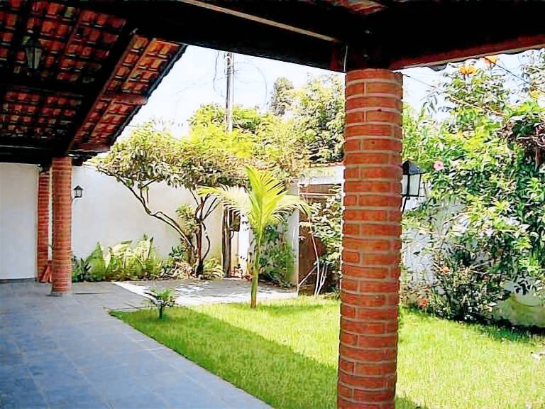 Casa Jardim Rio da Praia