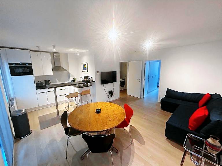 Rental apartment | Near Cathedral of St. Michael and St. Gudula | Dogs allowed — photo 2