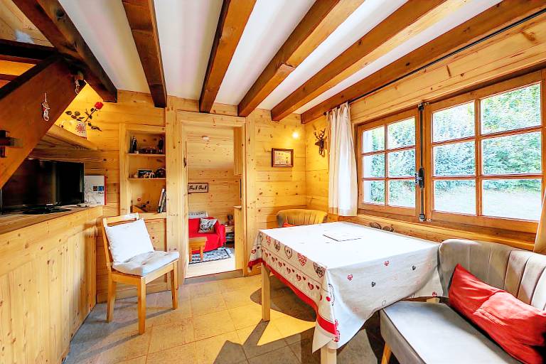 Chalet with garden & terrace | Mountain view — photo 2