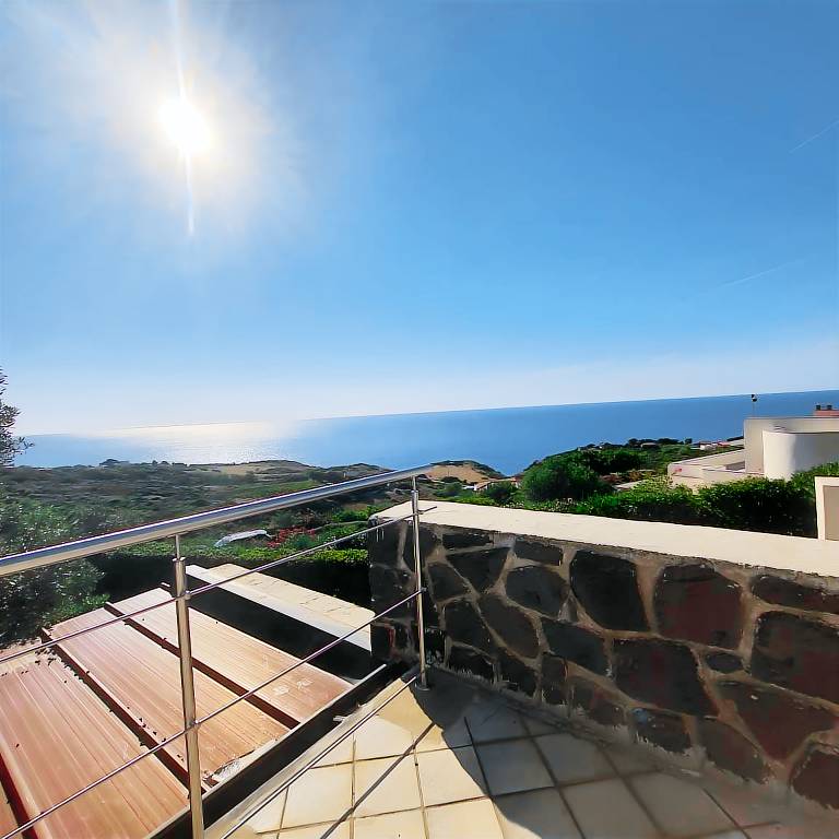 Villa 'Bea Holiday Home with Sea View', Private Terrace and Garden — photo 2