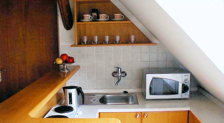 Holiday apartment with barbeque, terrace & garden — photo 3