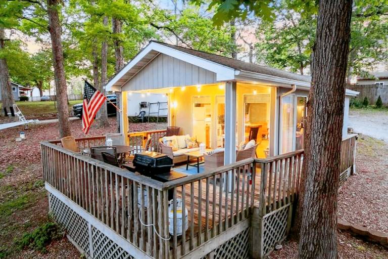 Cabin Lake Ozark