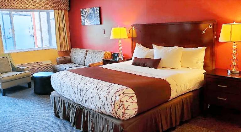 Olympic Inn & Suites in Aberdeen, WA