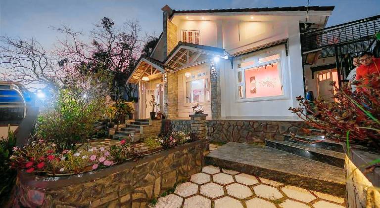 Ample vacation home with BBQ & garden | Water view | Perfect for remote work | Pet-friendly — photo 3