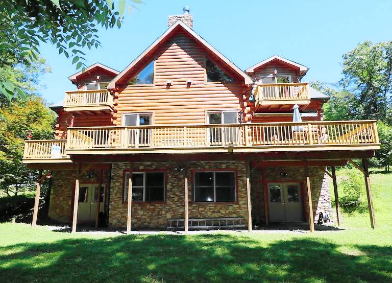 Lodge Huntingdon