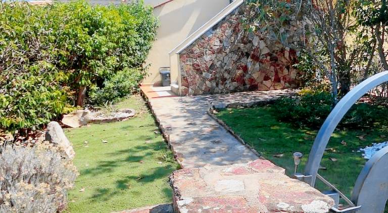 Vacation home with garden & terrace — photo 3