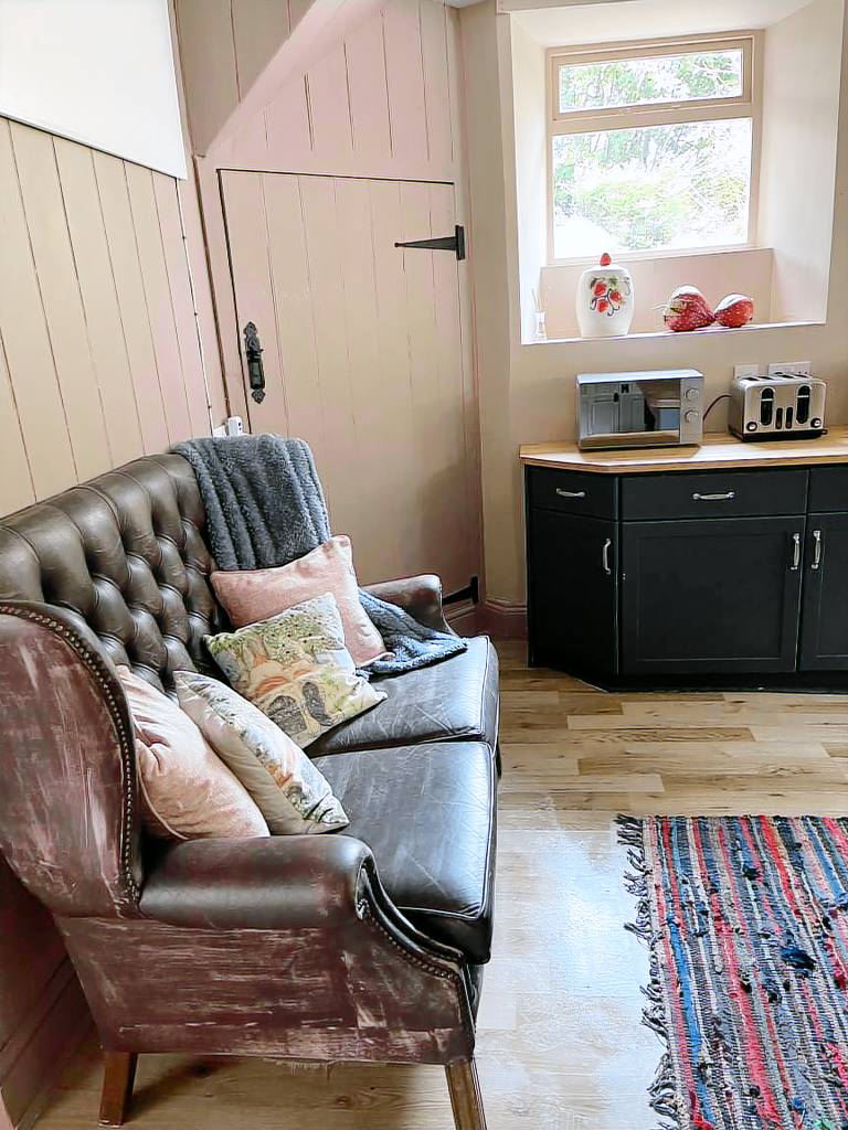 Stunning 2-bedroomed Cottage — photo 2