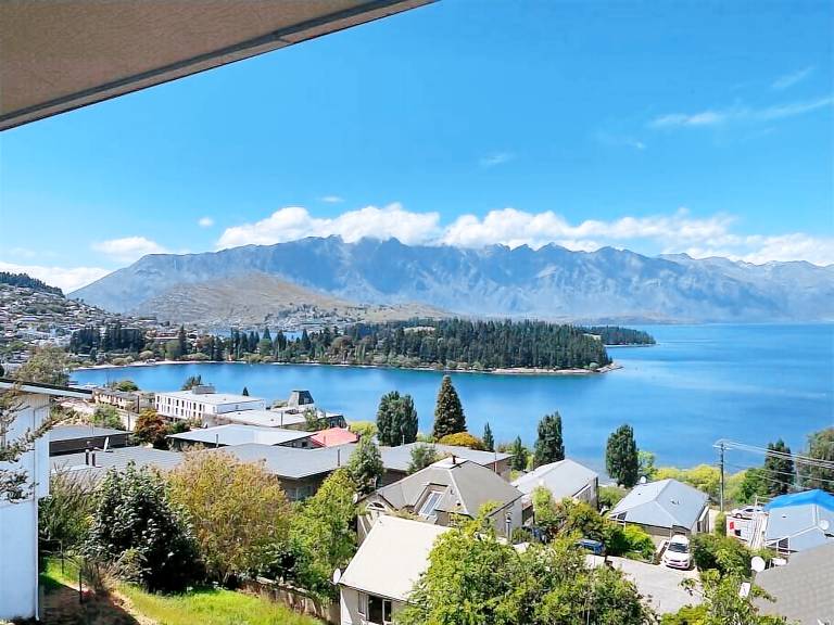 House Queenstown