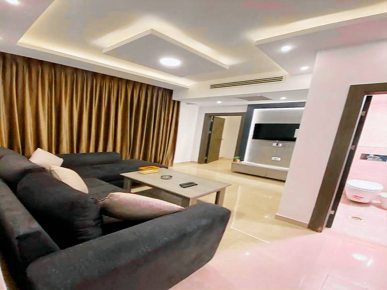 Charming apartment with patio | Dogs allowed in Amman
