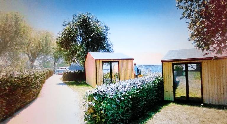 Lodge with sauna, jacuzzi & patio in Roanne