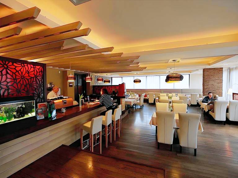 Bassiana Hotel es Etterem — photo 5