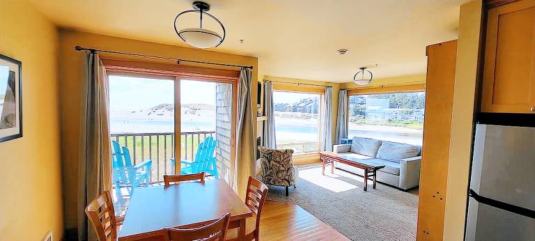 Lodge Cannon Beach