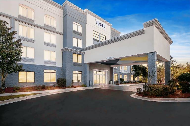 Spark by Hilton Port Wentworth Savannah in Port Wentworth, GA