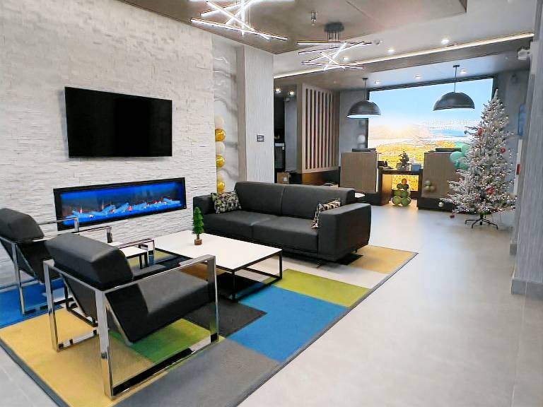 La Quinta Inn & Suites by Wyndham Kelowna BC