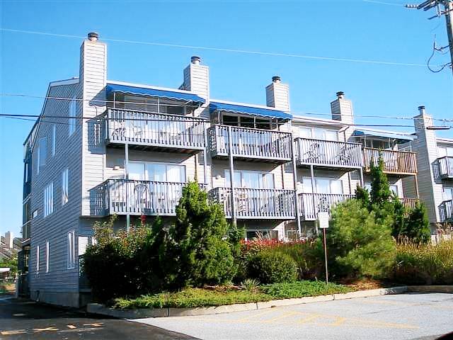 House Dewey Beach