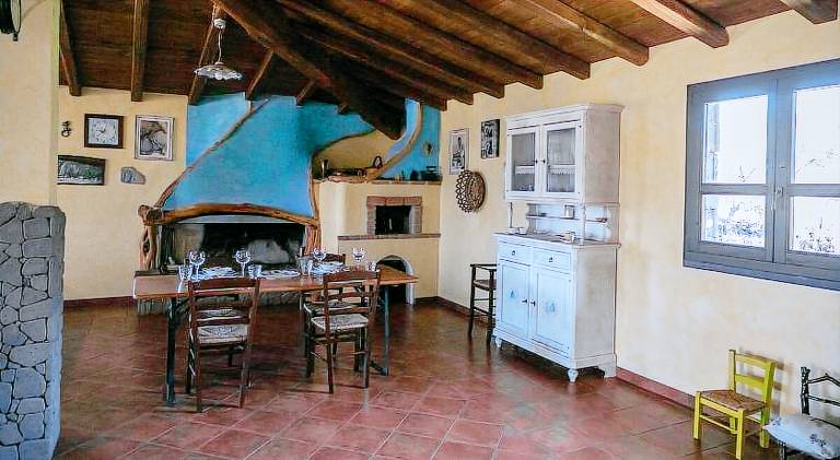 Charming villa with terrace | Pet-friendly — photo 4