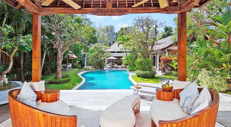 Villa with pool, grill & garden in Kuta