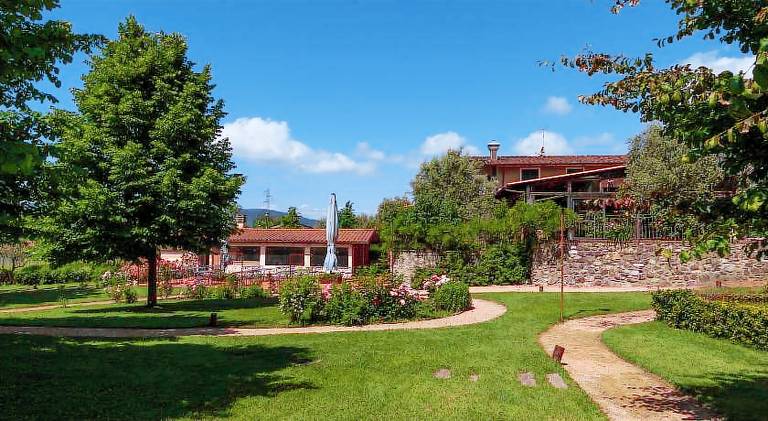 Affittacamere "LA VALLE" in Ameglia