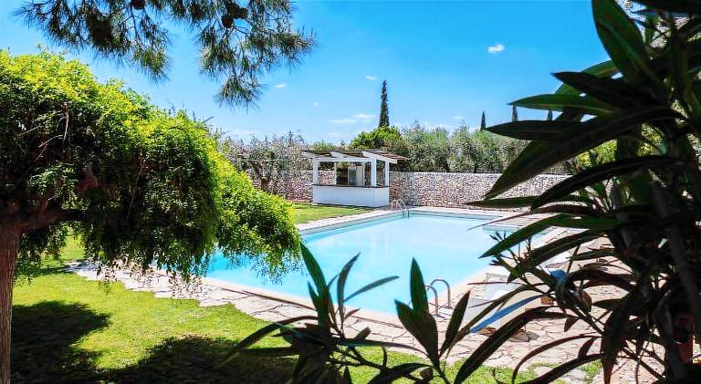 Farm with garden, pool & barbeque in Foggia