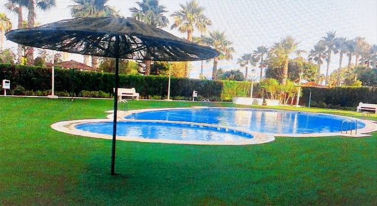 Holiday apartment with pool — photo 3