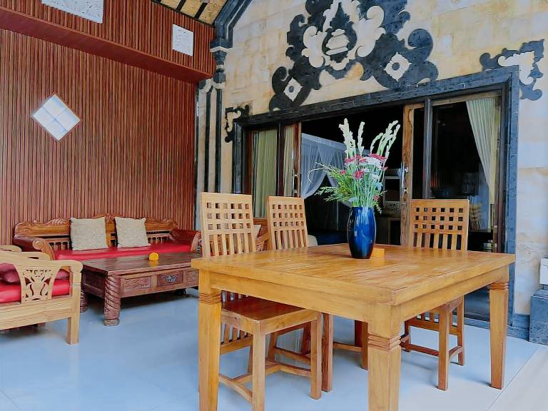 House with yard, patio & private pool | Perfect for remote work | Pets are welcome — photo 4