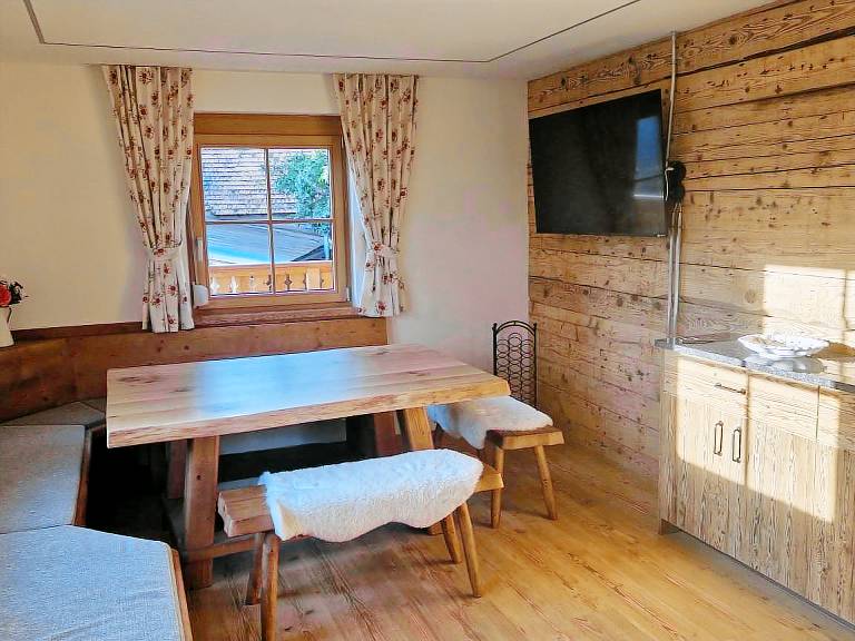 House with garden, patio & pool | Pet-friendly — photo 3