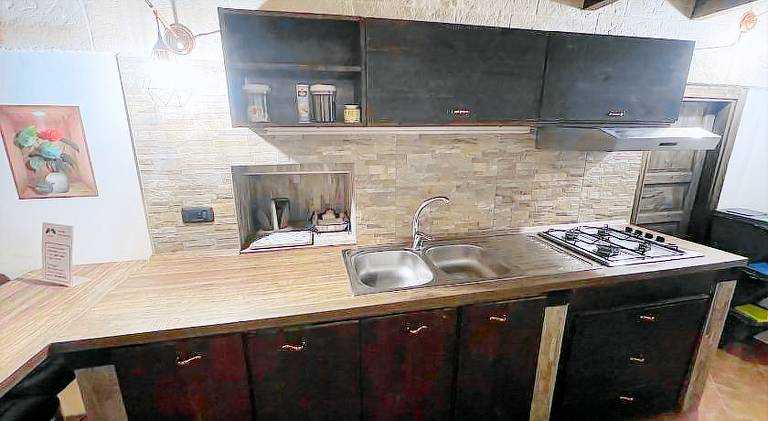 Vacation home with terrace — photo 4