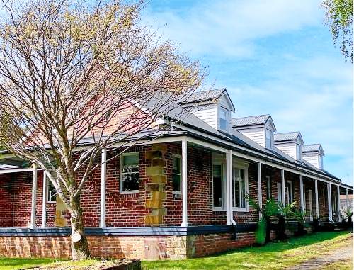 Apartment Strahan