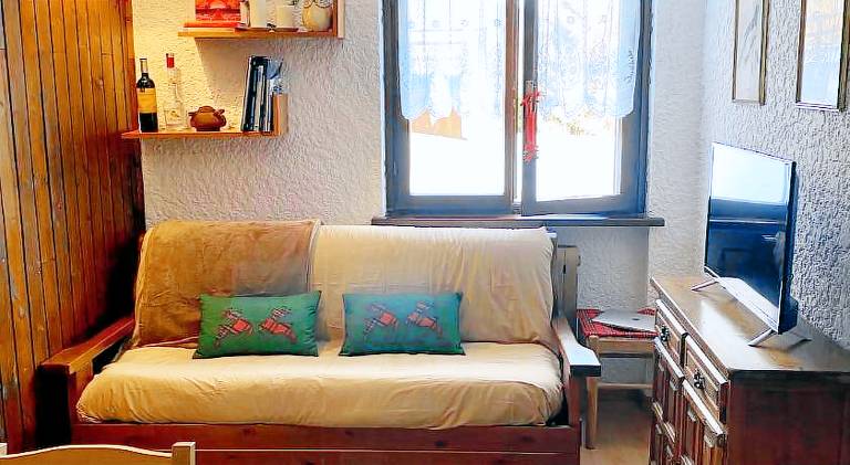 Apartment with 1 room for 4 persons — photo 2