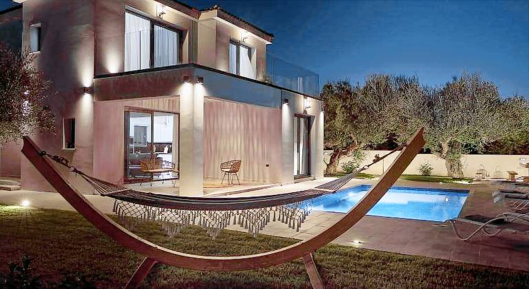Villa with garden, terrace & barbeque — photo 3