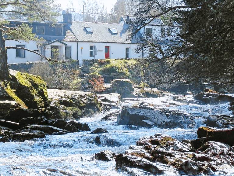 Cottage  Killin