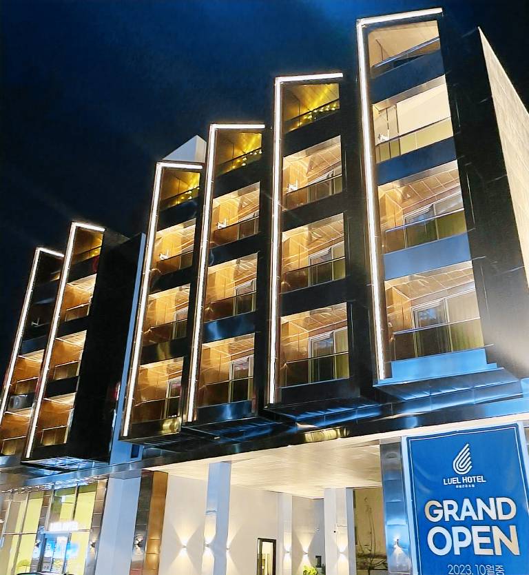 Luel Hotel