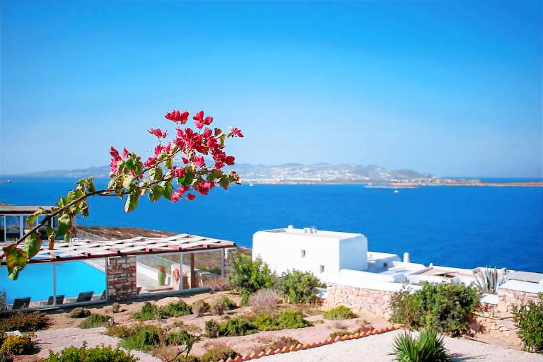 Holiday sunset Villa above the beach — photo 4