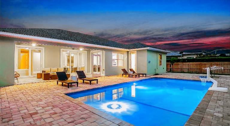 Vacation home with pool | Pets are welcome in Bonita Springs, FL
