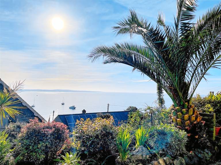 Family-oriented cottage with garden | Beach view | Dogs allowed — photo 3