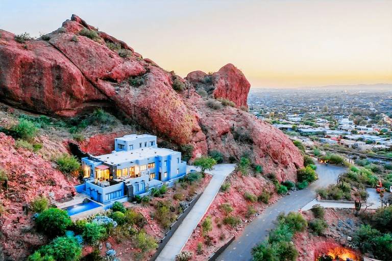 Villa Camelback East Village