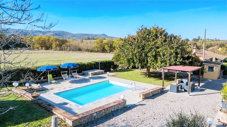 Villa with garden, private pool & grill | Pool view — photo 3