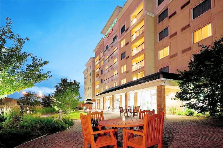 Courtyard by Marriott Toronto Markham