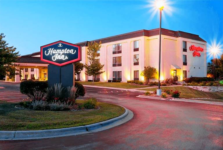 Hampton Inn Milwaukee Airport