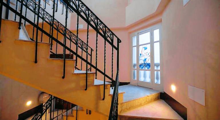 Apartment with terrace — photo 5