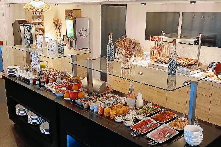 Brit Hotel Caen Herouville
