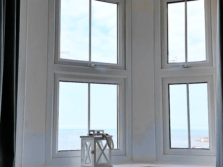 Family-friendly cottage | Beach view | Beach nearby | Dogs allowed — photo 3